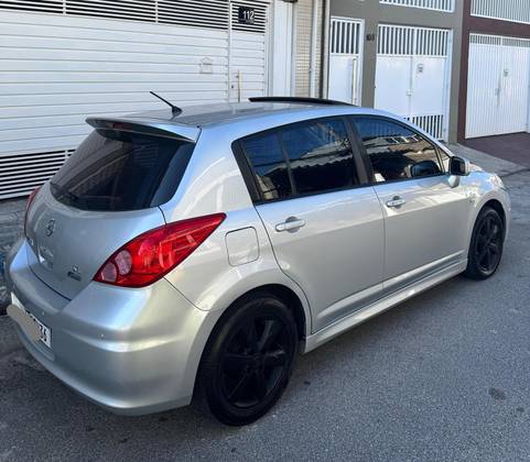 NISSAN TIIDA 1.8 SL 16V FLEX 4P AUTOMÁTICO NISSAN TIIDA 1.8 SL 16V FLEX 4P AUTOMÁTICO
